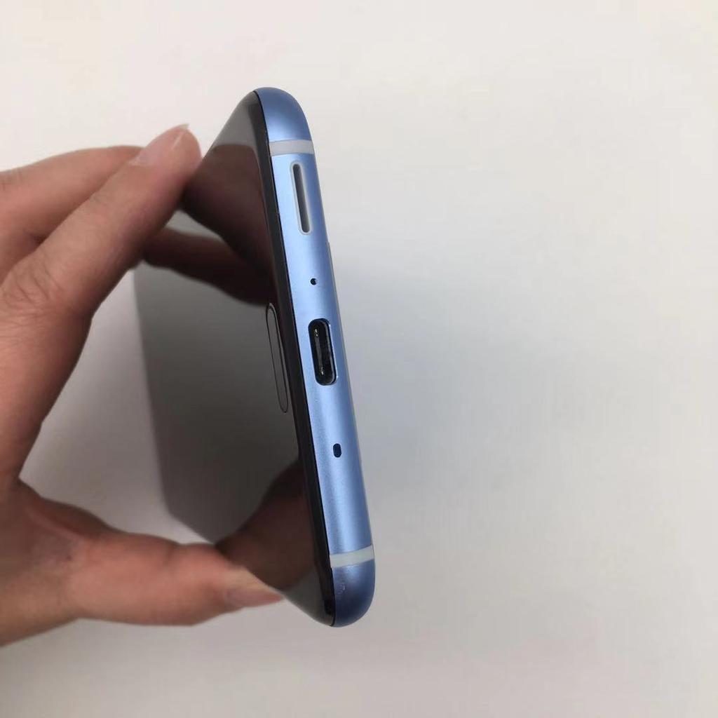 95% New Refurbished HTC U11 5.5" 4GB RAM 64GB ROM Mobile Phone