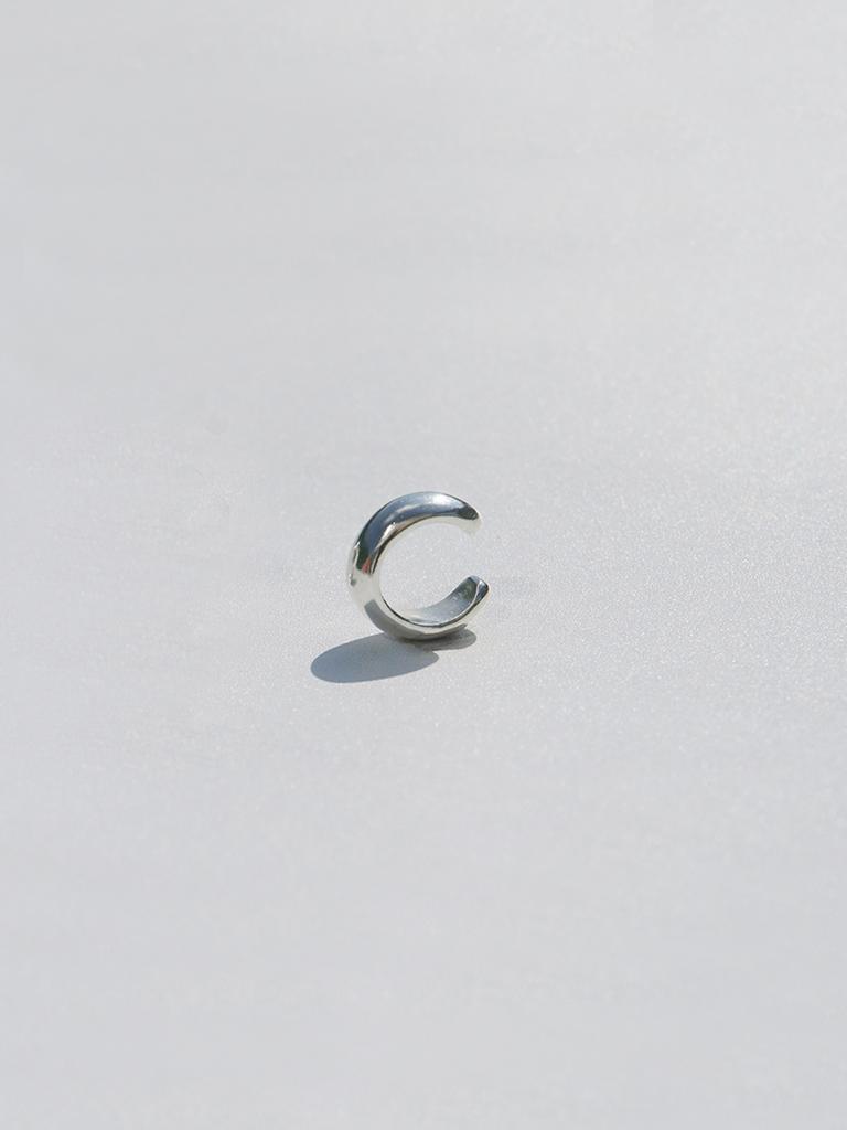 Still Instant Flower Dance - Ear Cuff 09