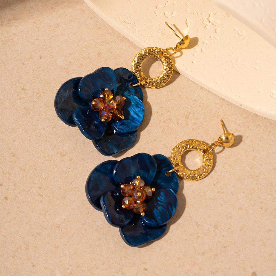 Flower Petal Geometric Earrings Fashionable and High-end Earrings for Women