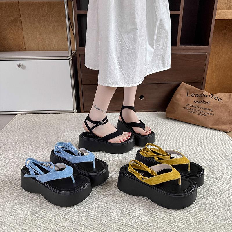 Thick-soled herringbone ankle strap one-word buckle beautiful denim sandals women's 2025 summer new beach Roman shoes