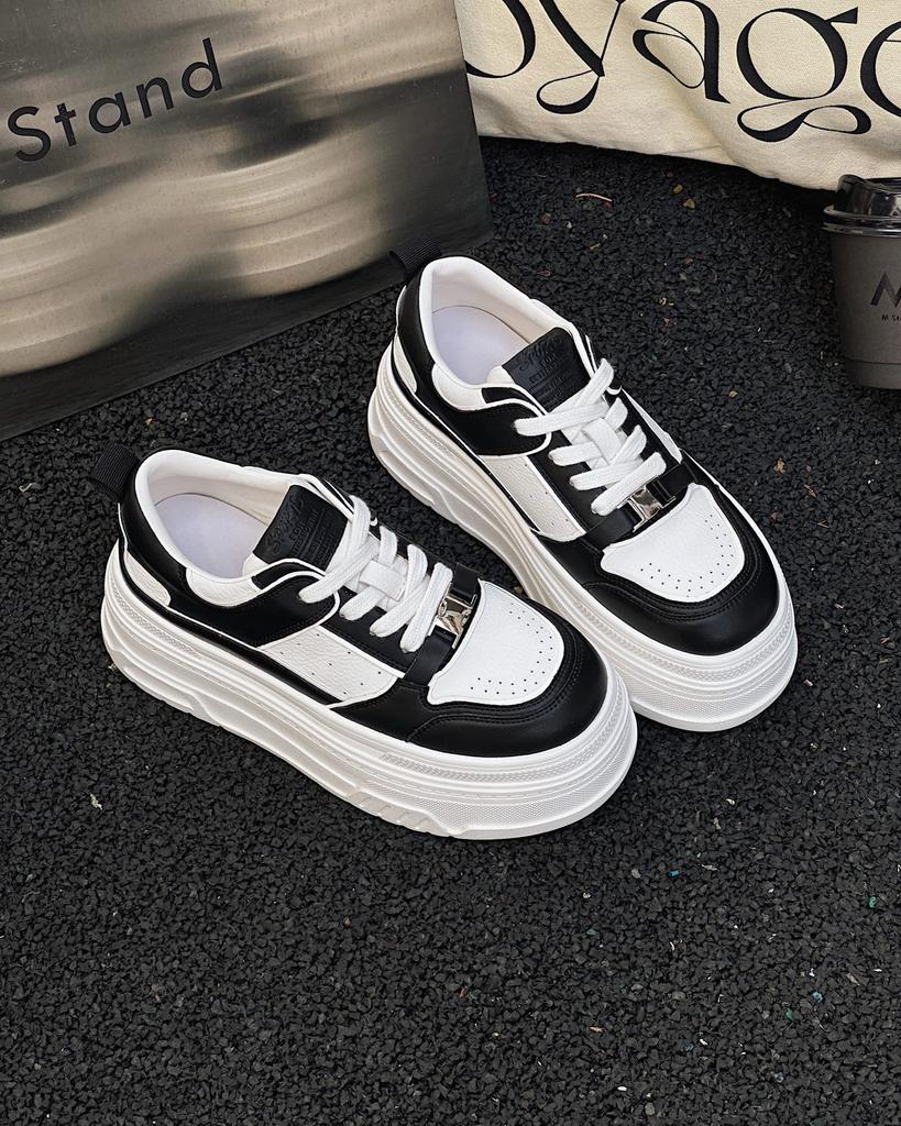 2025 Early Spring New Heightening 6CM Thick-soled Ultra-light Little White Shoes Women's Versatile Casual Muffin Lace-up Lock Board Shoes