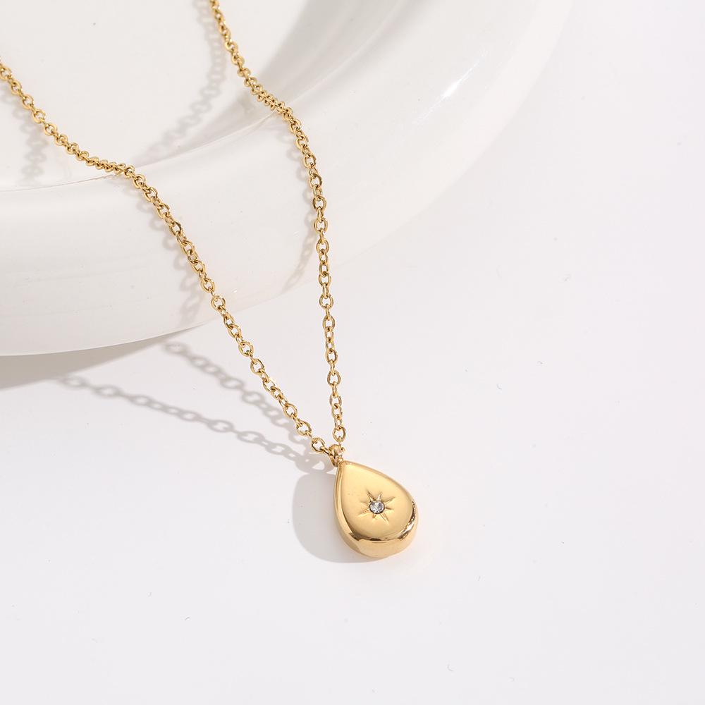 Elegant 18K Plated Titanium Steel Cross Necklace for Women - Light Luxury Clavicle Chain That Resists Fading