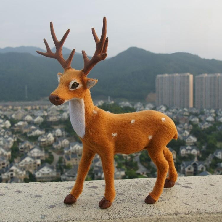 Christmas Deer Decor Figurine With Plastic Material For Holiday Window Display And Storefront Setup