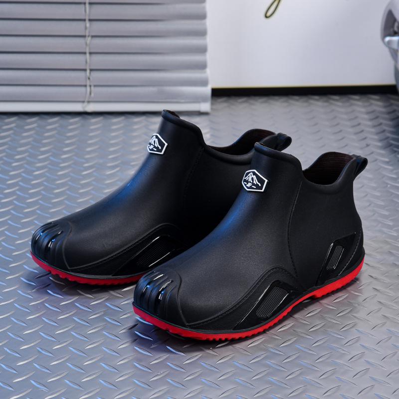 

Spring/Summer Men s Comfortable Waterproof Non-Slip Rain Boots - Short Tube, Thick Sole, Ideal for Kitchen Work and Fishing 40