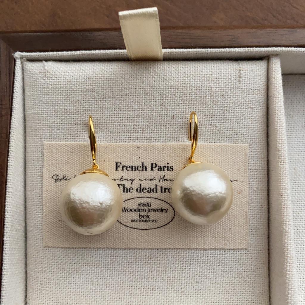 Exquisite Pearl Earrings Ear Hooks Gentle Elegance Simple Earrings