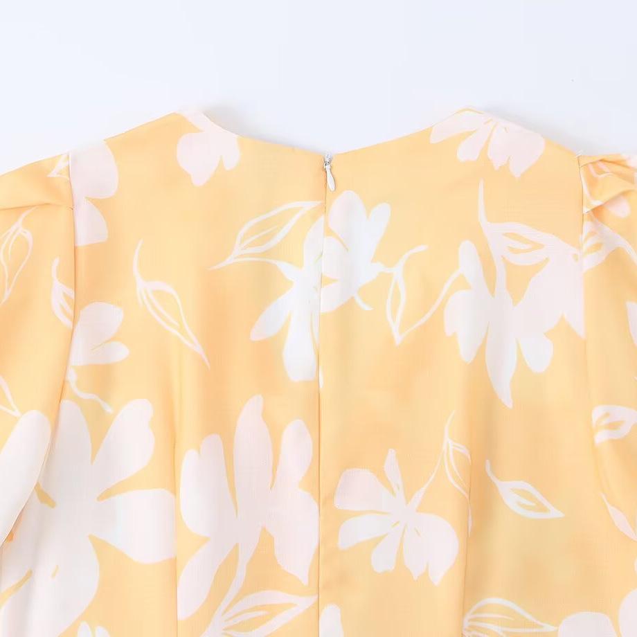 Summer New Temperament Flower Printing V-neck Waist and Thin A-word Holiday Dress