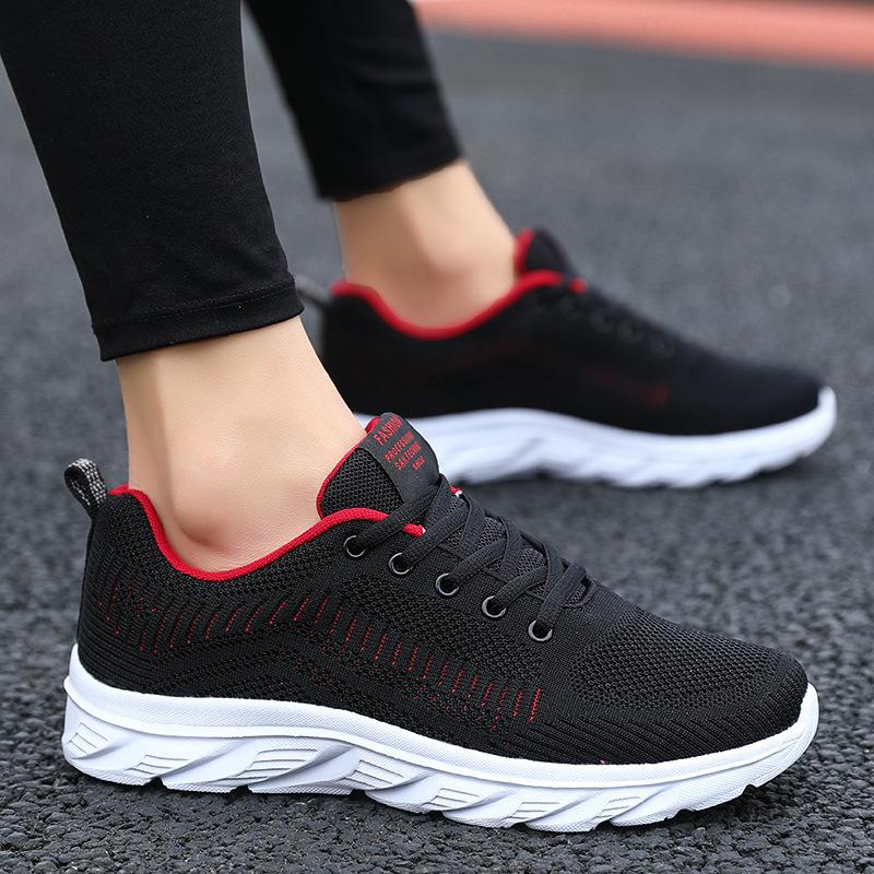 Black brand men's shoes mesh breathable sports shoes soft sole light running shoes men's thick sole comfortable casual travel shoes
