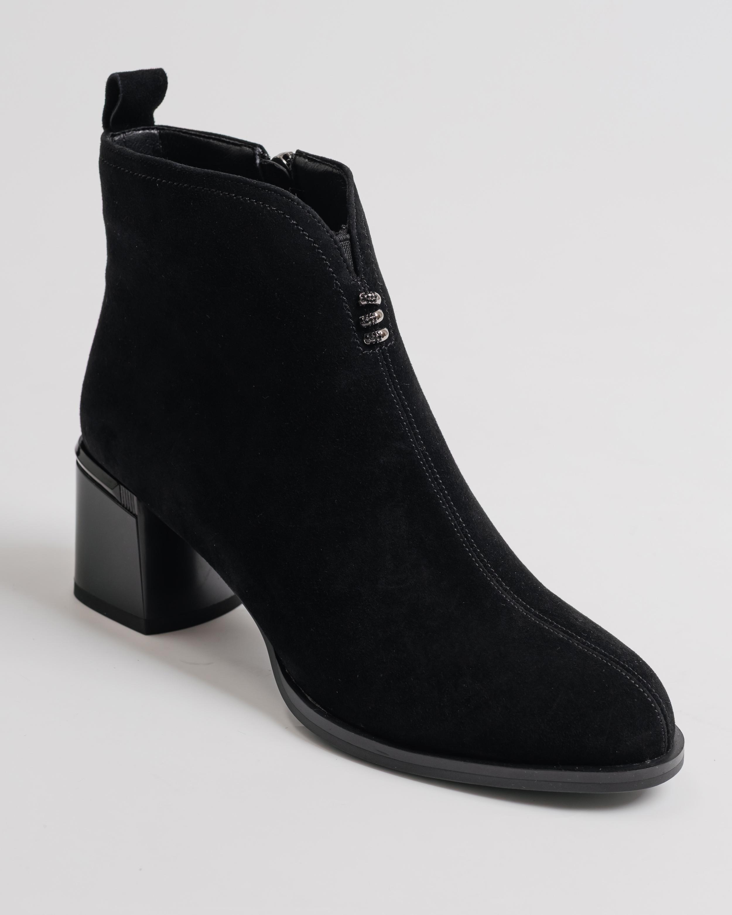 

Чоботи на підборах Melanda 51328 36 чорні замша 40 чорний