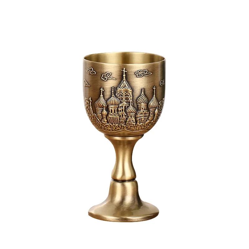25ml Wine Glasses Vodka Goblet Bronze Liquor Spirits Cup Mini European Retro Relief Castle Wedding Tumbler for Party Decoration