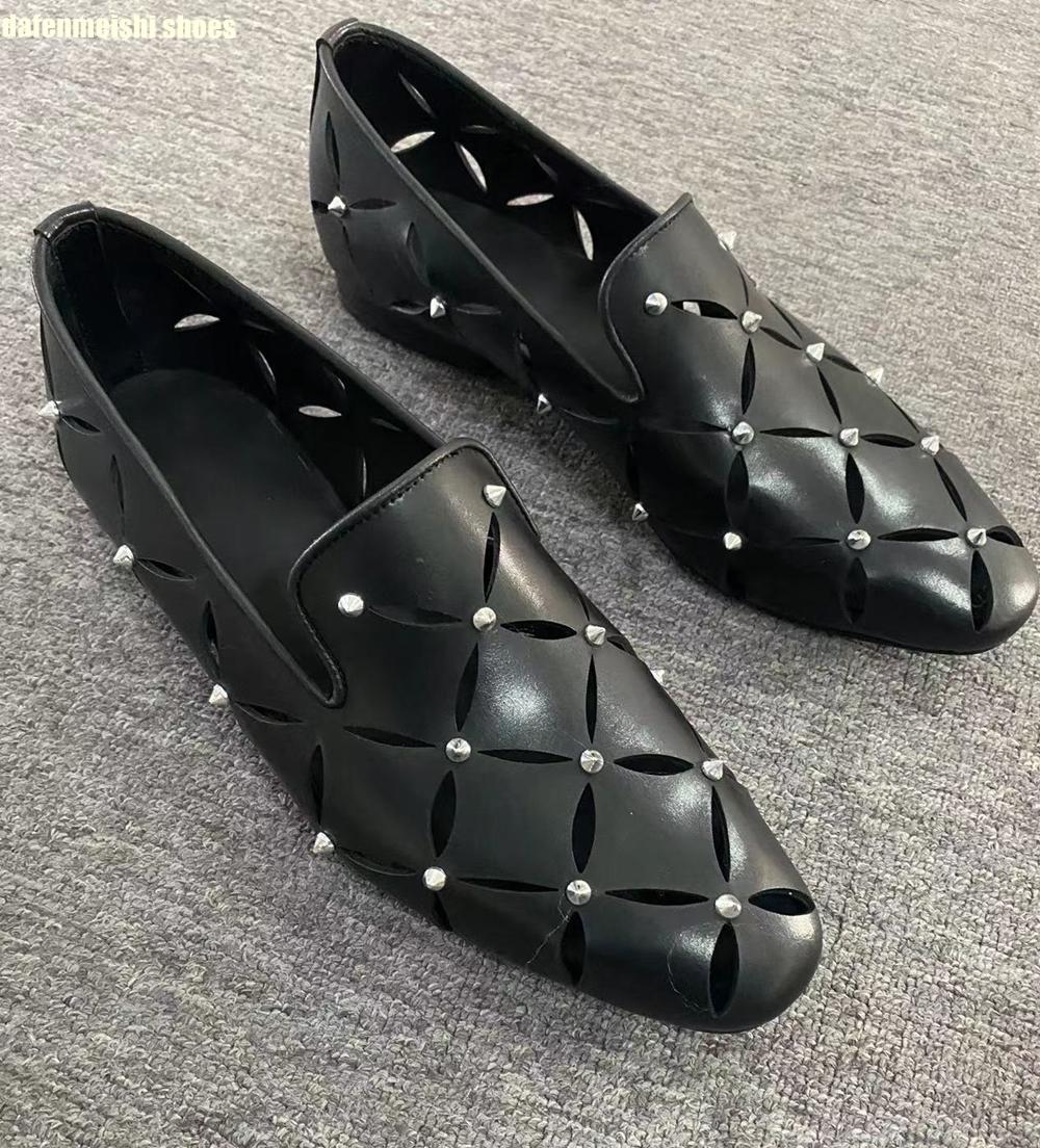 

Модные летние черные туфли слипоны с круглым носком 2025 Новая мода Мужские повседневные туфли Дышащая кожа Плоская подошва Новинка Сандалии 45