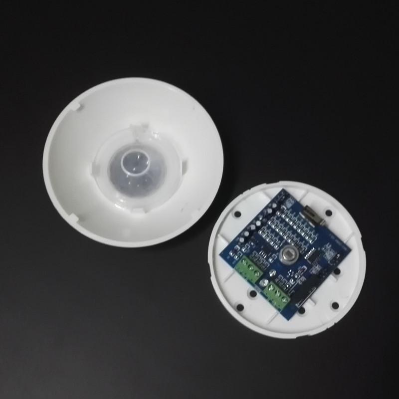Ceiling-Mounted 360° Infrared Detector with Wired Light Control