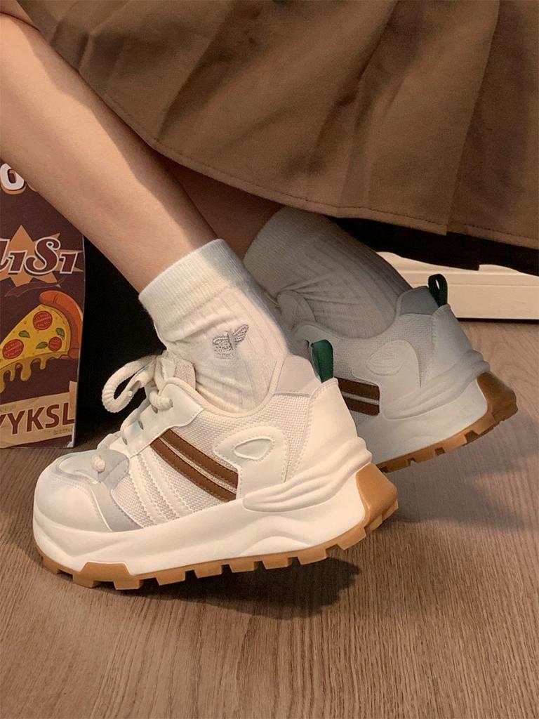 2 New soft-soled sports little white shoes women's original design sense versatile breathable couple dad shoes