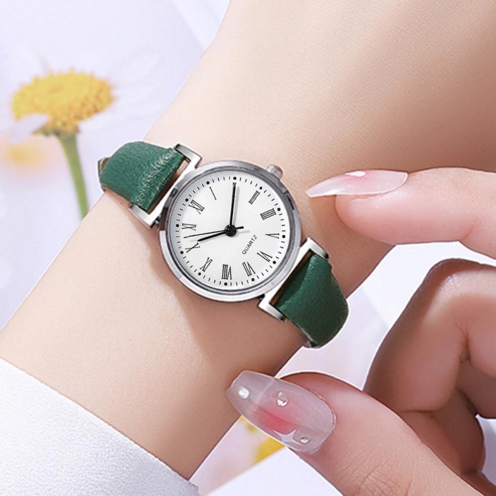 PU Leather Strap Women Watch Round Dial Ladies Wristwatches New Quartz Watch Gifts