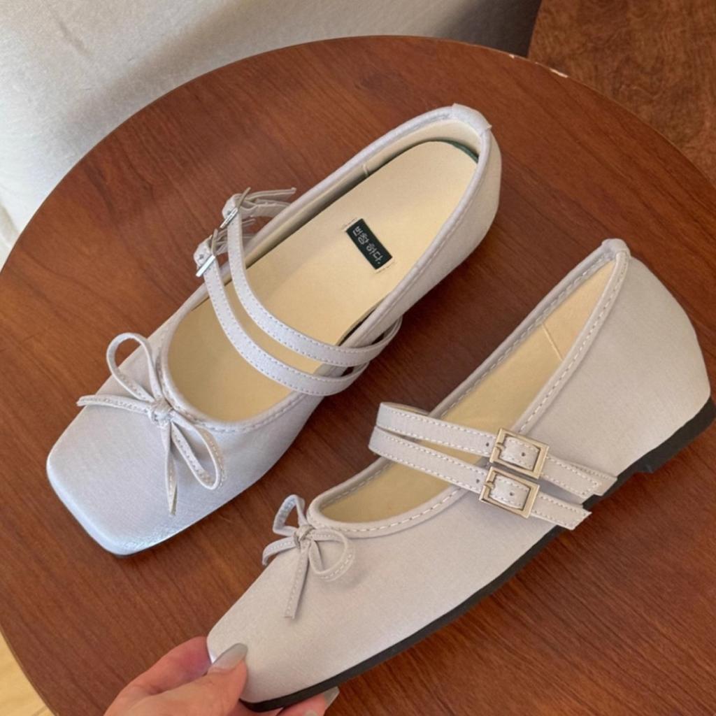 French fairy style silver square head single shoes women's spring and autumn 2025 new bow commuter flat Mary Jane shoes