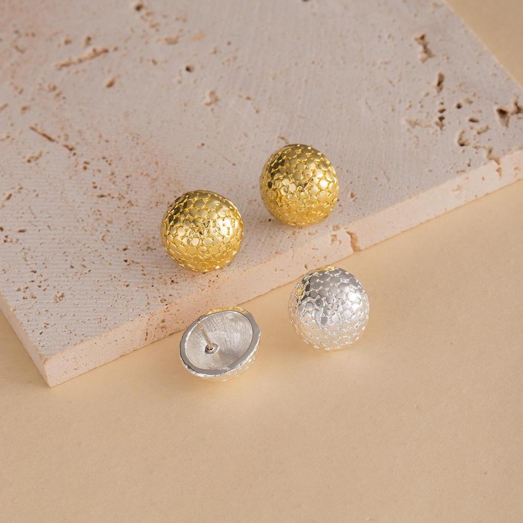 Silver Needle Summer Gold Glitter Flash Hemisphere Stud Earrings – Light Luxury High-End Female Fashion