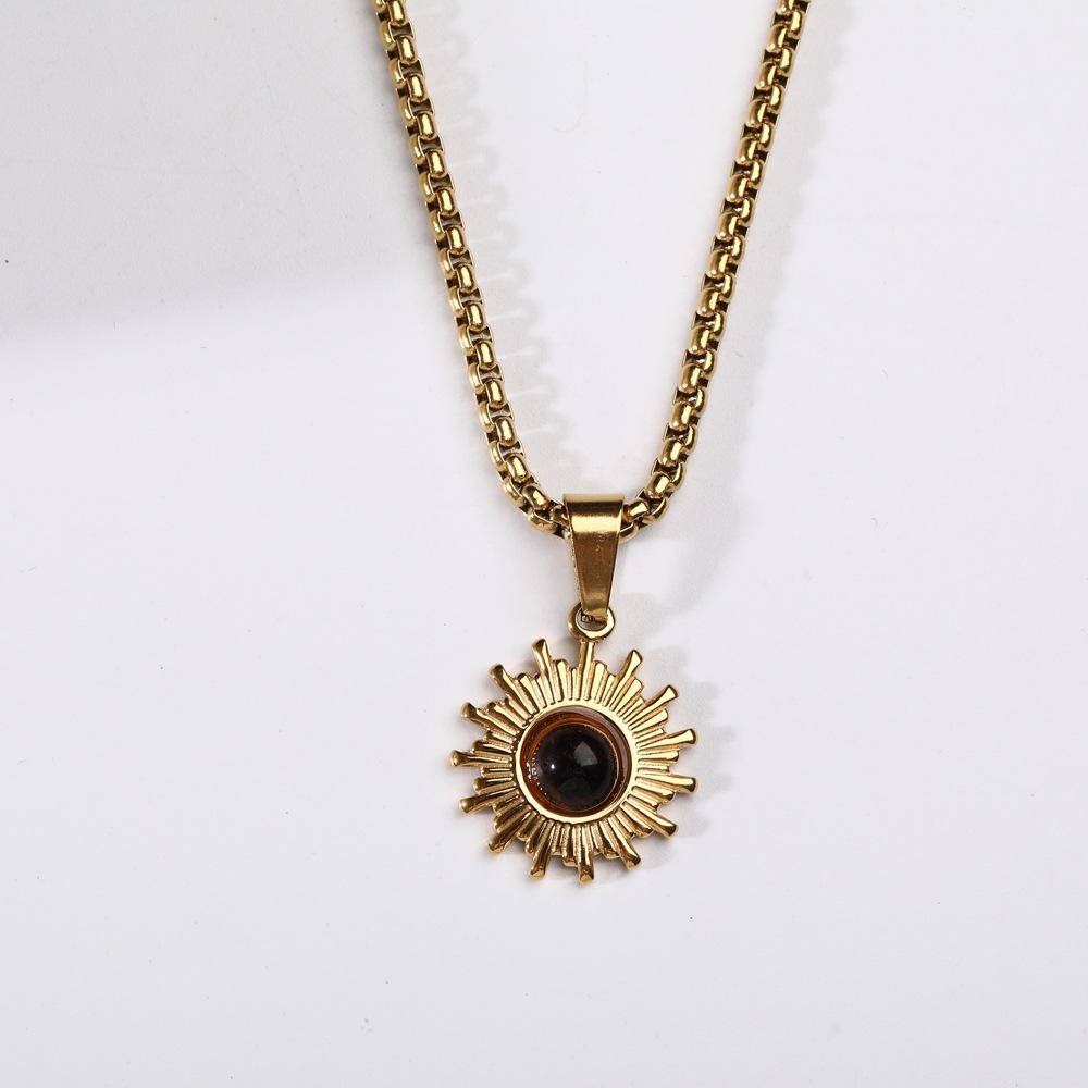 Men's Sunflower Titanium Necklace - Trendy, High-End, Versatile Accessory with American Style