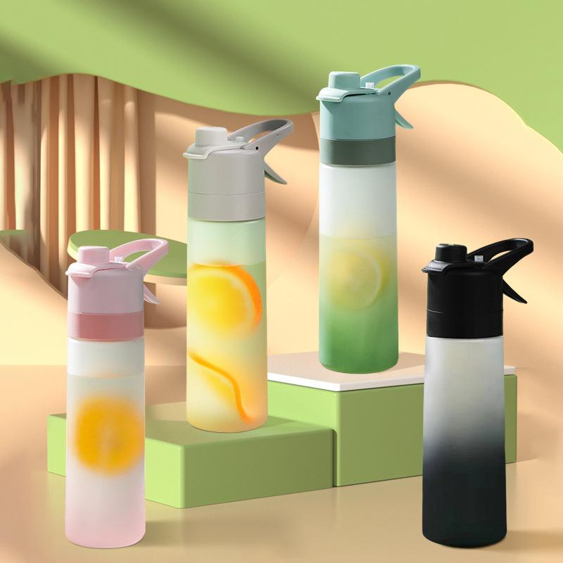 Spray Water Bottle Gradient Frosted Drinking Cup Portable Outdoor Sports Water Mug With Spray Function For Travel Gym Camping