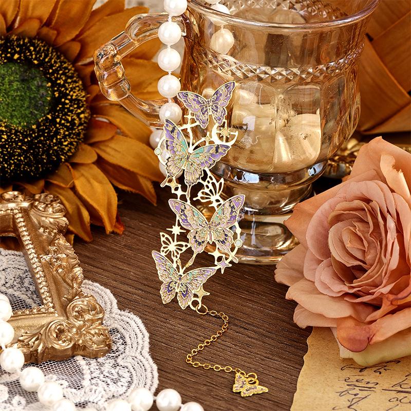 Butterfly Orbit Metal Bookmark Elegant Hollow-Out Butterfly Shape Page Clipper for Students Reading Vintage Book Accessories