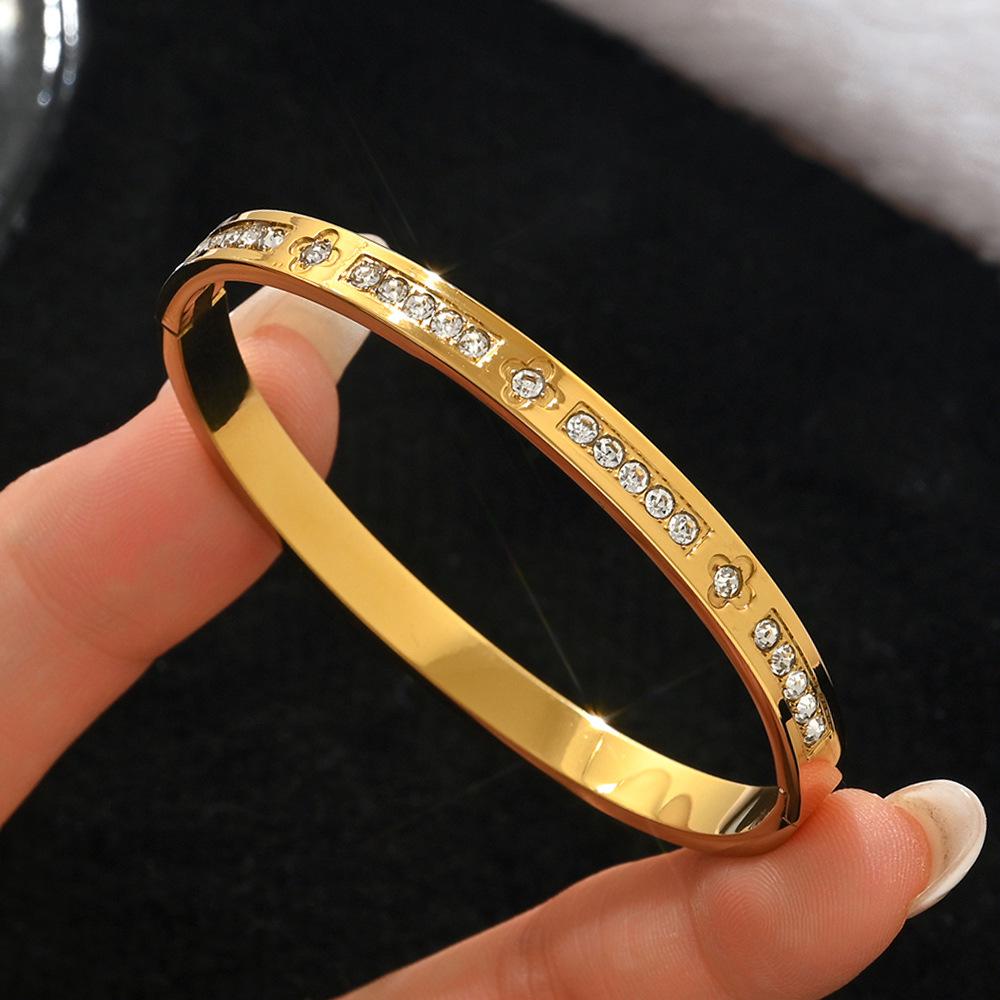 18K Gold Plated Stainless Steel Bracelet - Non-fading Titanium Steel Fashion Accessory
