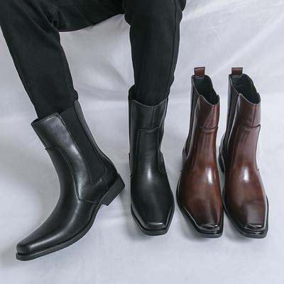 Boots & Stiefel