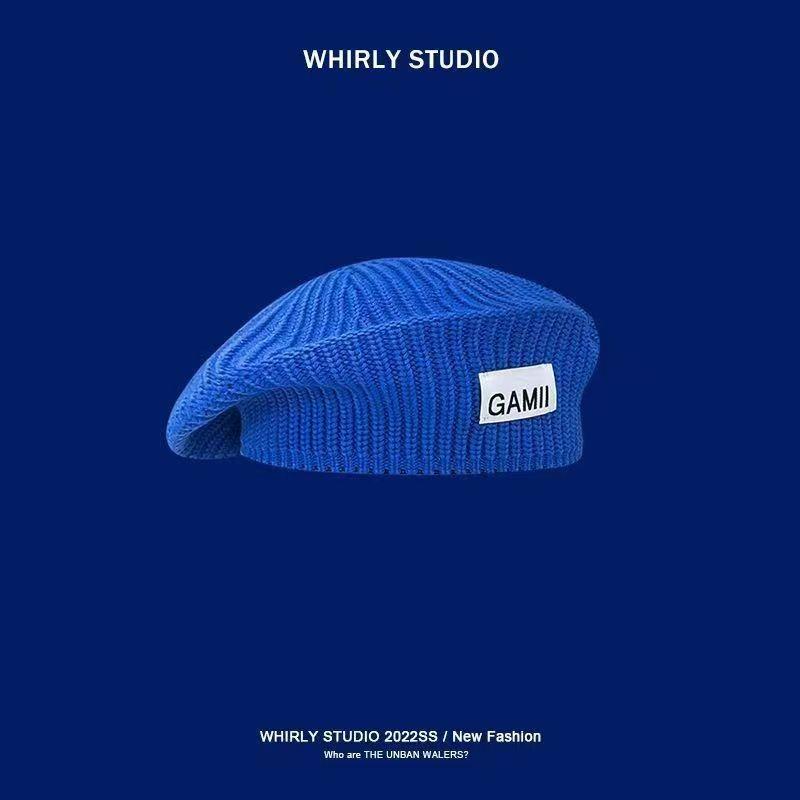 Knitted Woolen Hat for Women In Fall and Winter, Beret Style, Appliquéd Fabric Hat with Large Brim, Luxurious Style, Fashionable for Daily Wear.