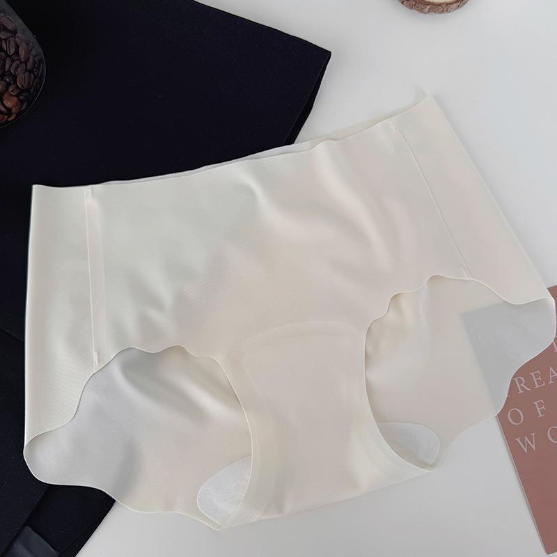 Seamless Mid Waist Plus Size Women Antibacterial Mulberry Silk Crotch Underwear
