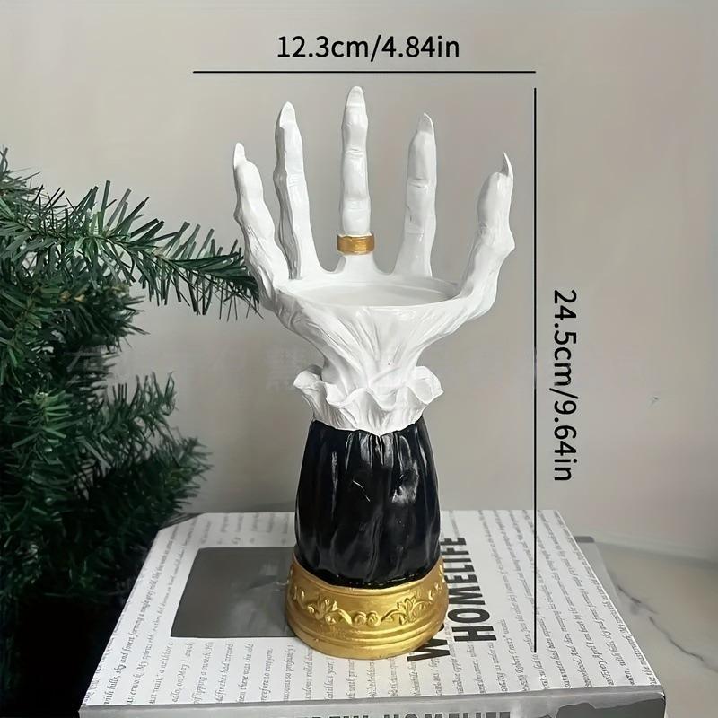 

Creative Witch Hand Candle Holder: Palm Ornament and Knuckle Tray, Perfect for Horror Atmosphere and Desk Decoration.
