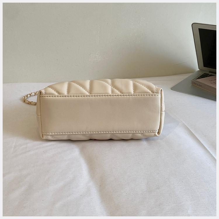 IELGY Diamond Chain Messenger Bag Summer Fashion Commuter Shoulder Handbag