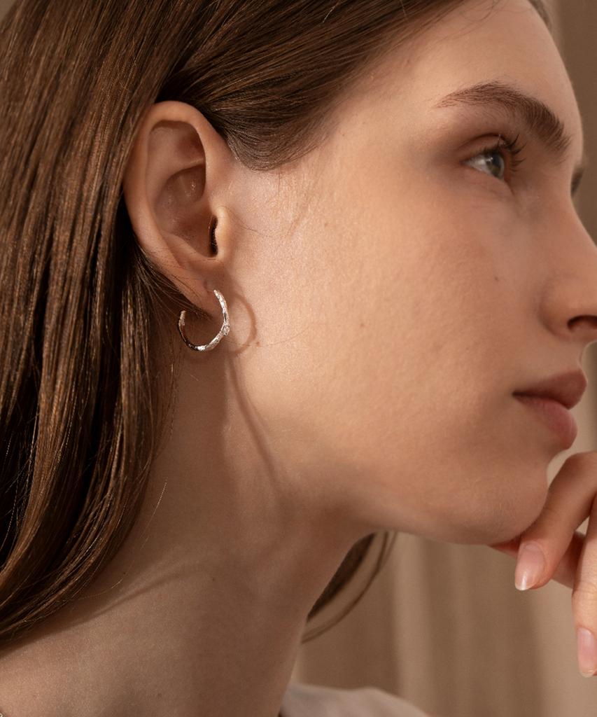 Jnui Edeluna Earrings