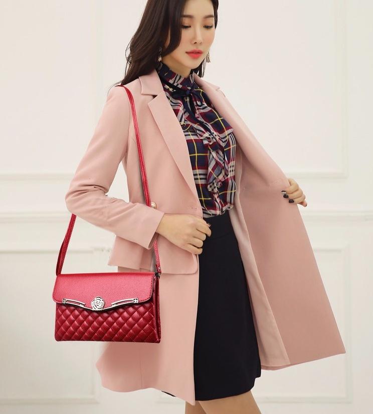 Elegant Fashion Crossbody Bag With Premium Pu Leather For Womens Daily Use