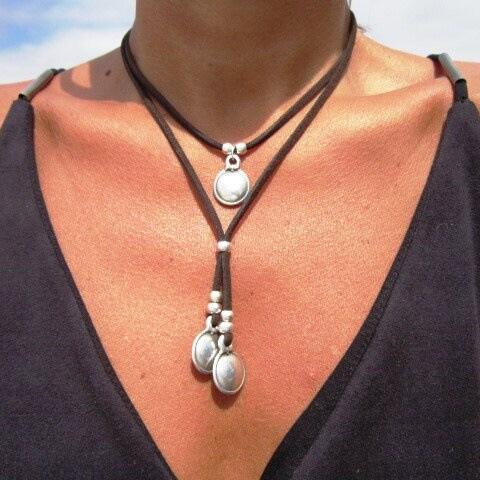 New Fashion Women Vintage Korean Velvet Double-layer Metal Pendants Necklace Women Boho Blue Stone Korean Velvet Choker Necklace