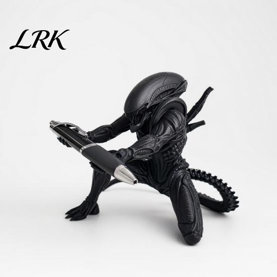 Desk Organizer Alien Pen Holder for Desk, 3D Printed Pencil Display Stand Stand, Kneeing Desktop Home Office Accessories