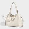 New Fashion Tote Bag Large Capacity Trendy Women's Bag Premium Single Shoulder Retro Leisure Bag