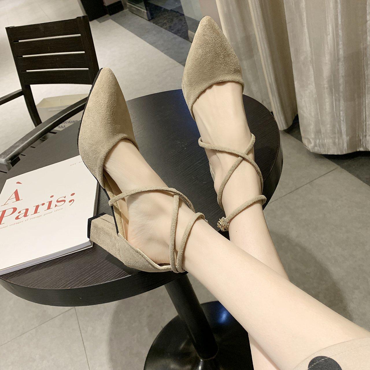 

Fashion Women s sexy fashion high heels with pointed toe and thick heels with buckle straps 39