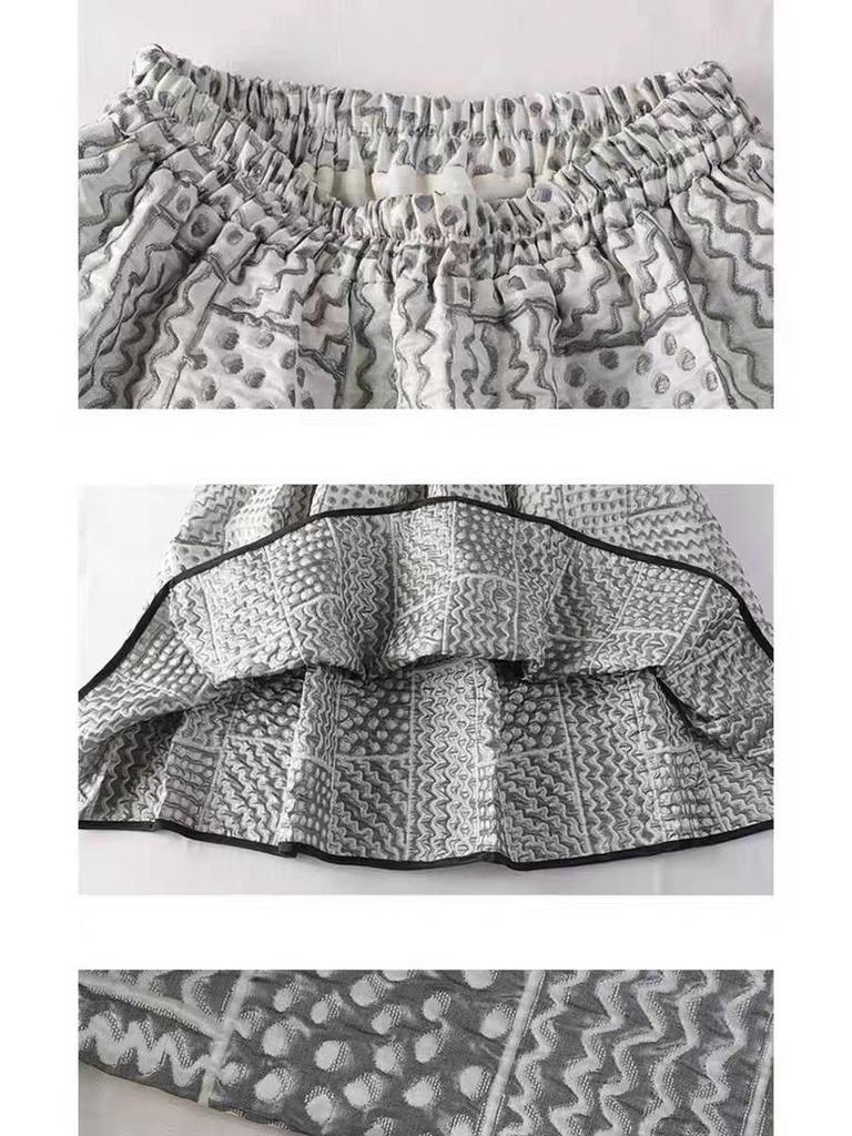 Korean Jacquard Ruffled Midi A-line Skirt for Women - Retro Slimming with Large Hem