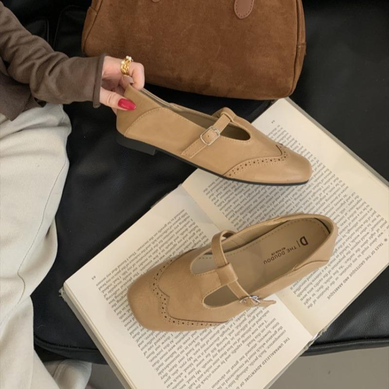 Fufeng Ancient Flat Bottom T-buckle Fashion Single Shoes Women's Autumn New Round Head Mary Jane Shoes