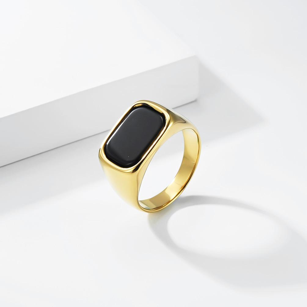 Cold Wind Square Black Gemstone Titanium Steel Ring Men's Niche High-end Sense Literary Temperament Ring