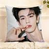 Zhang Linghe 2D Bedruckte Kissenhülle Reißverschluss Polyester Maschinenwaschbar Für Heim- und Bürodekoration Fan-Geschenk Ohne Füllung