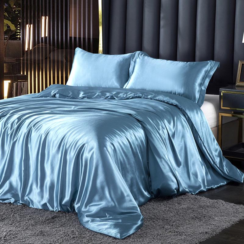 Summer Nude Four-Piece Solid Color Mulberry Silk Bedding Set with Ice Silk Bed Sheet