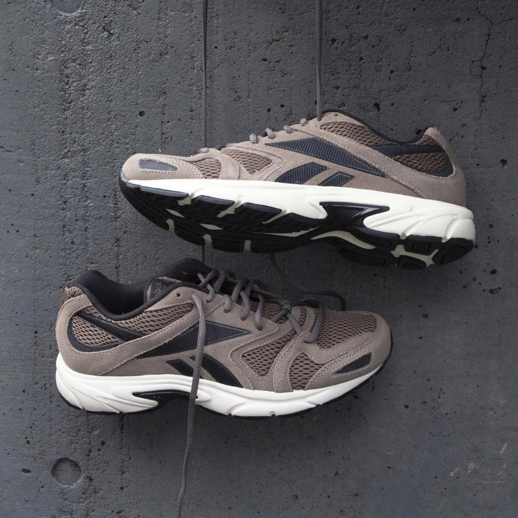 Premier Road Plus VI [Reebok]