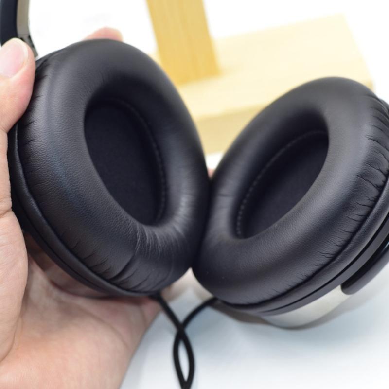 Premium Sponge Earpads Design For StudioPro Wireless Headsets Superior Sound Claritys And Sweat Resistant Durability