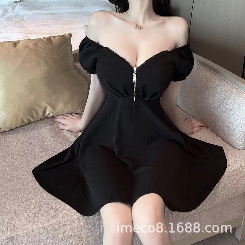 Fashion Sexy Dress Temperament Celebrity Low Chest Zipper Bubble Sleeve Word Dress High Waist Skinny Niche Muse Dress