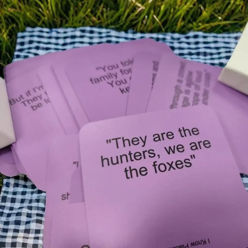 Tüm Swftties için Nihai Oyun Gecesi Keyfi Swfttie Şarkı Sözü Meydan Okuma Kart Oyunu, Parti Malzemeleri Çift Taraflı Kartlar