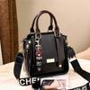 New fashion retro handbag Korean version of simple casual temperament shoulder messenger bag