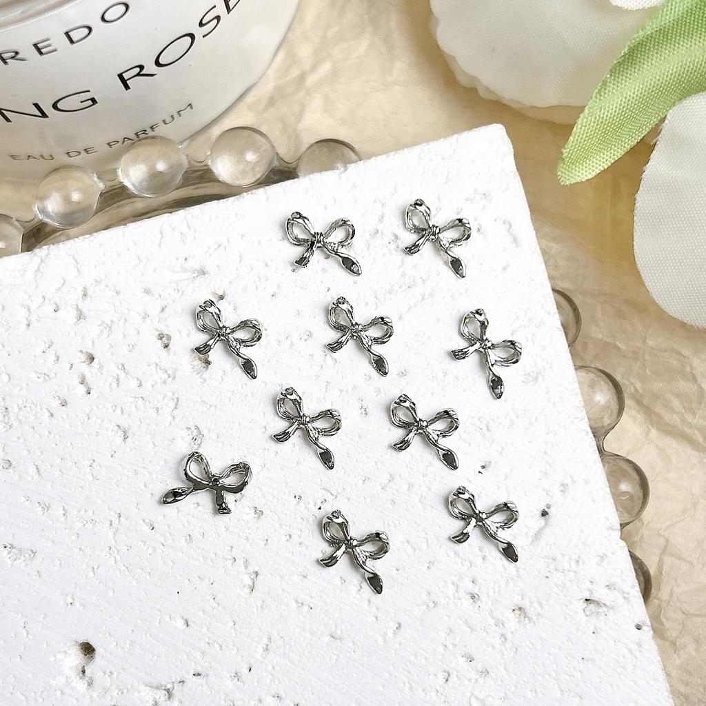 Acessórios para Nail Art Liga Mini Laço Fita Dourada Liga K Branca Decoração de Unha Simples Gravata Borboleta 3D