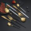 Zestaw sztućców ze stali nierdzewnej w kolorze złotym: Nóż, Widelec, Łyżka, Nóż do steków, Łyżeczka do kawy i Widelec obiadowy dla Hotelu i Restauracji