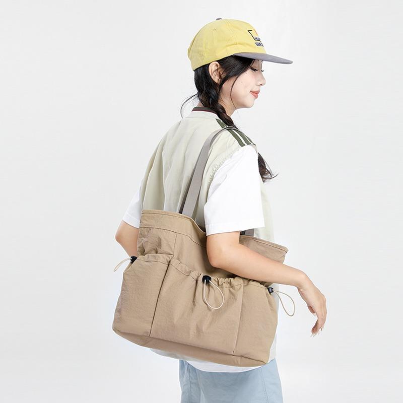 Large-capacity tote bag women's new autumn and winter versatile casual shoulder bag pleated college student class bag