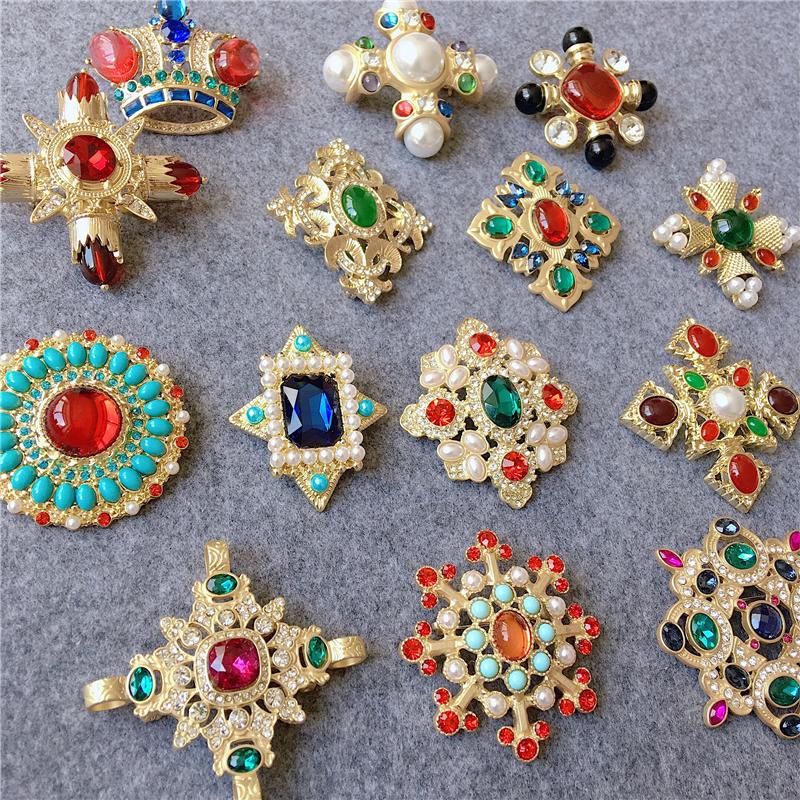 Creative Retro Baroque Style Gemstone Brooch Luxury Palace Party For Women Clothing Accessories Brooches Holiday Gifts