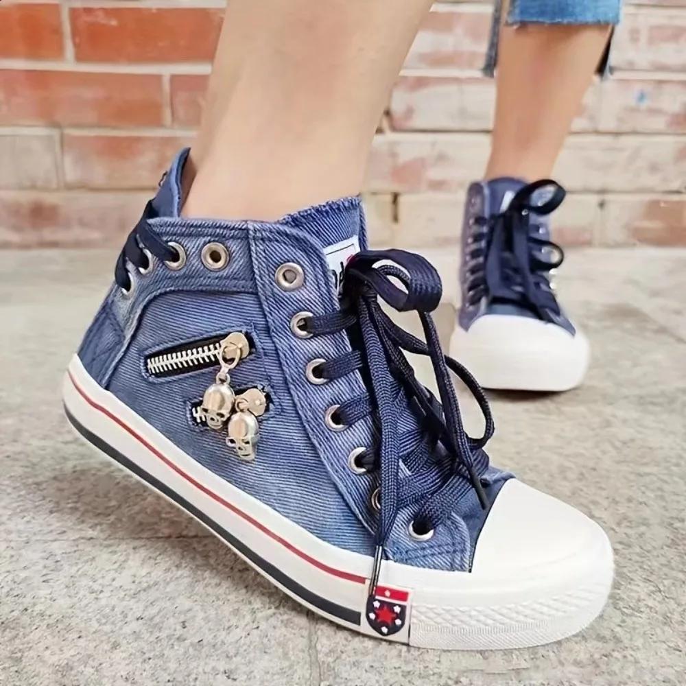 Fashion 2025 New Women Canvas Shoes Retro Lace Skull Light Blue Retro Denim High Top Sneakers Classic Metal Decoration Casual Zapatillas