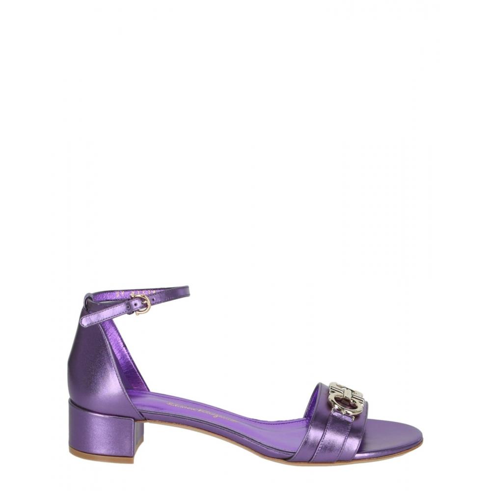 

Сандалии Salvatore Ferragamo Como Gancini с эффектом металлик